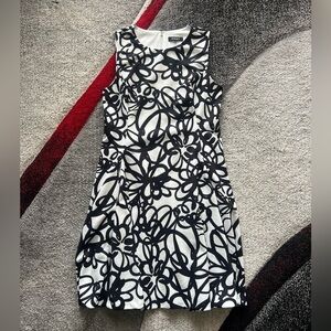 DKNY White Black Abstract Sheath Dress